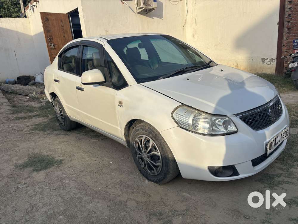 Maruti Suzuki Sx4 Vxi Bsiv, 2011, Petrol