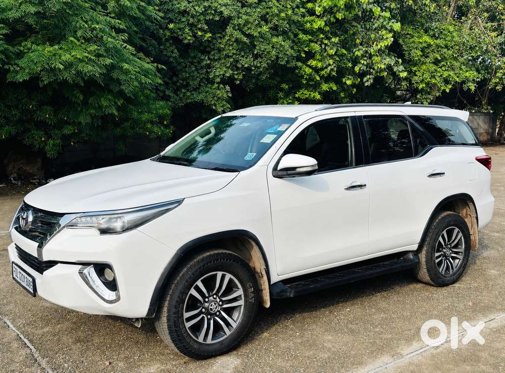 Toyota Fortuner 4x2 At, 2016, Diesel