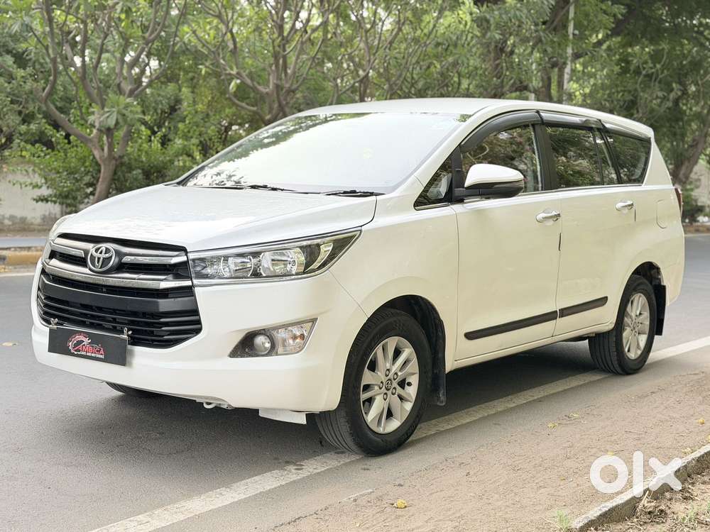 Toyota Innova Crysta 2.8 Gx At 8s, 2020, Diesel