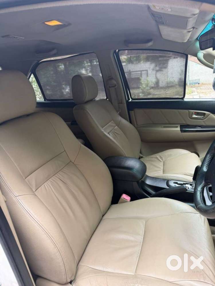 Toyota Fortuner 3.0 4x2 Automatic, 2015, Diesel