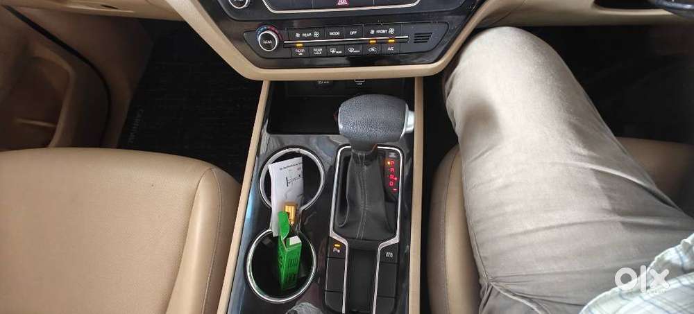 Kia Carnival Prestige, 2021, Diesel