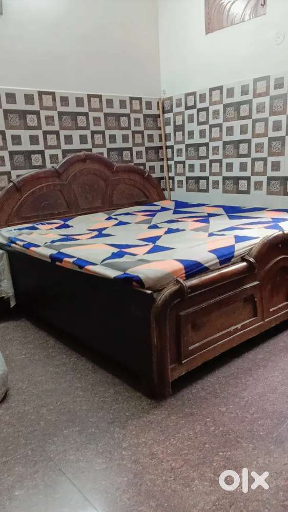 Good condition bed ok condition