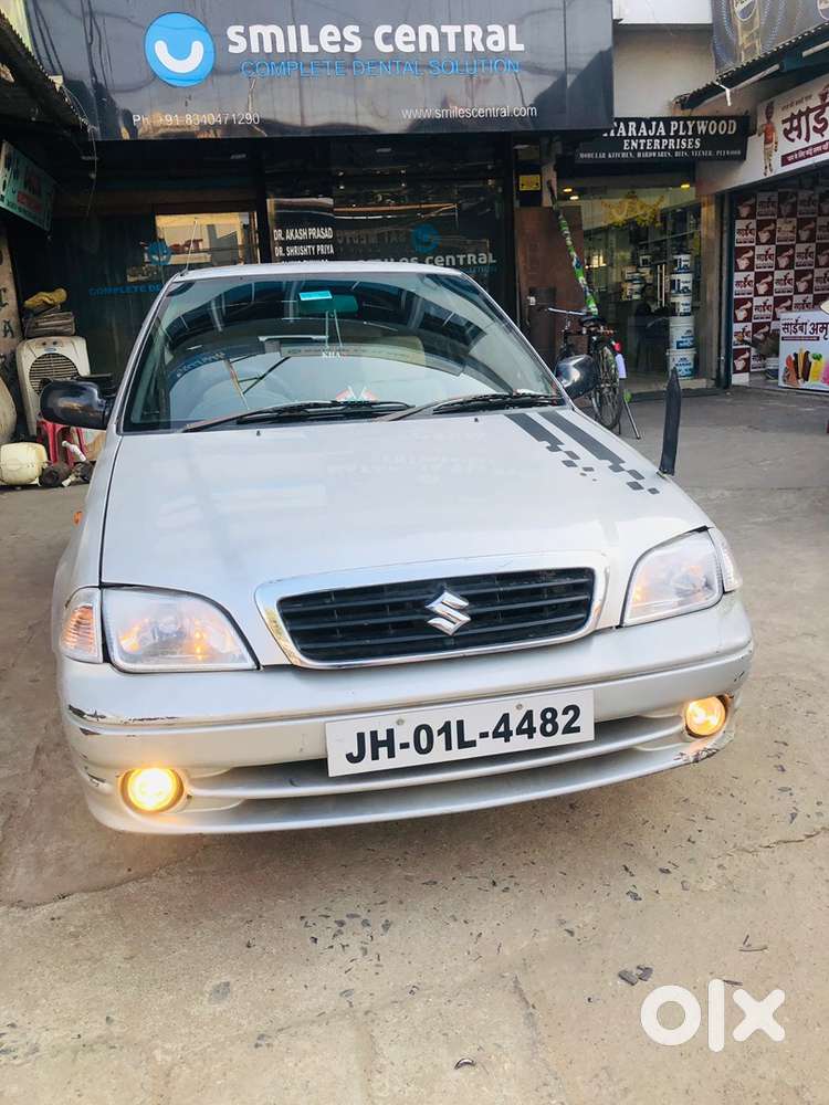 Maruti Esteem Petrol 2005