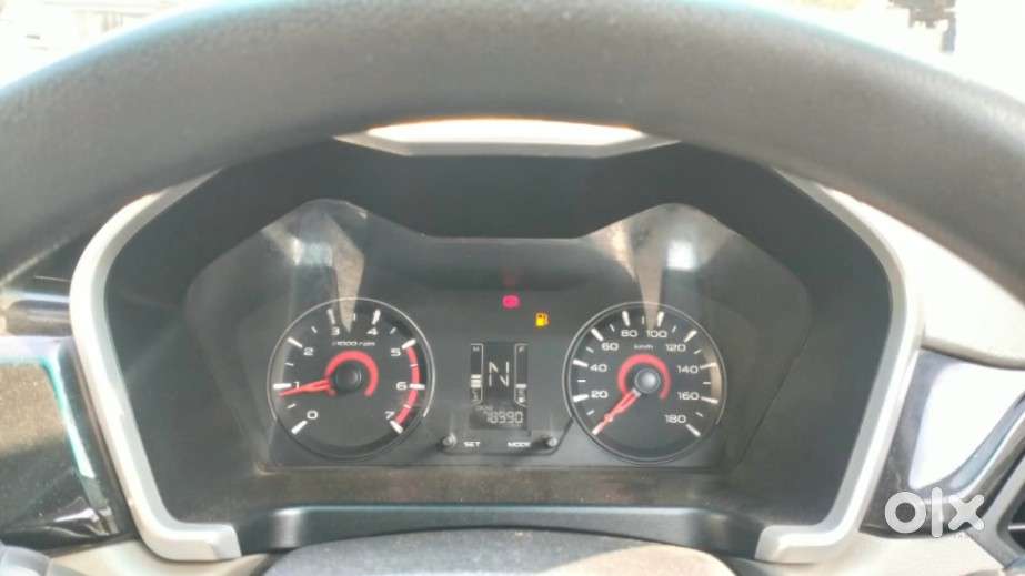 Mahindra Kuv 100 Mfalcon G80 K8, 2016, Petrol