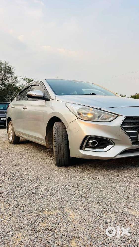 Hyundai Verna Crdi 1.6 At Ex, 2017, Diesel