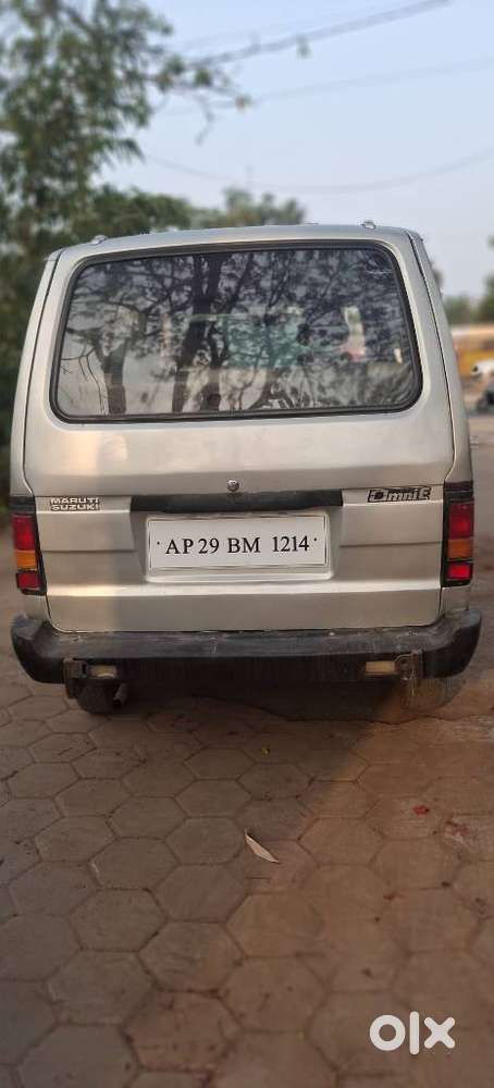 Maruti Suzuki Omni 8 Seater, 2011, Petrol