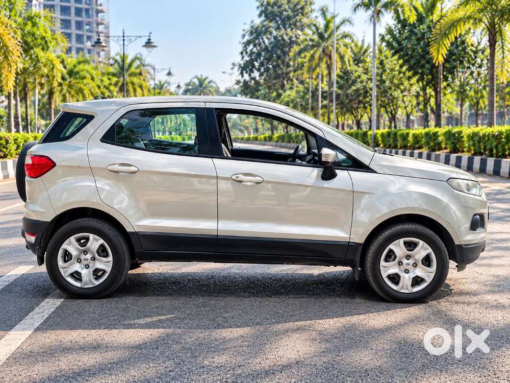Ford Escort, 2014, Petrol