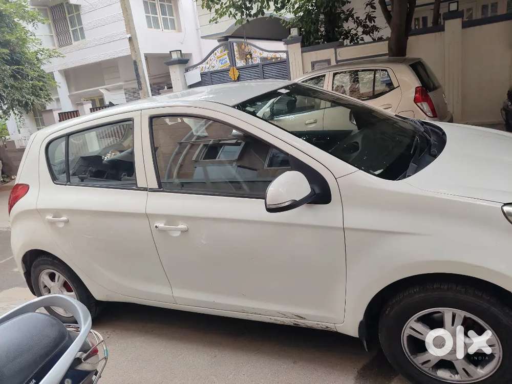 Hyundai I20 Asta Petrol Manual 2010