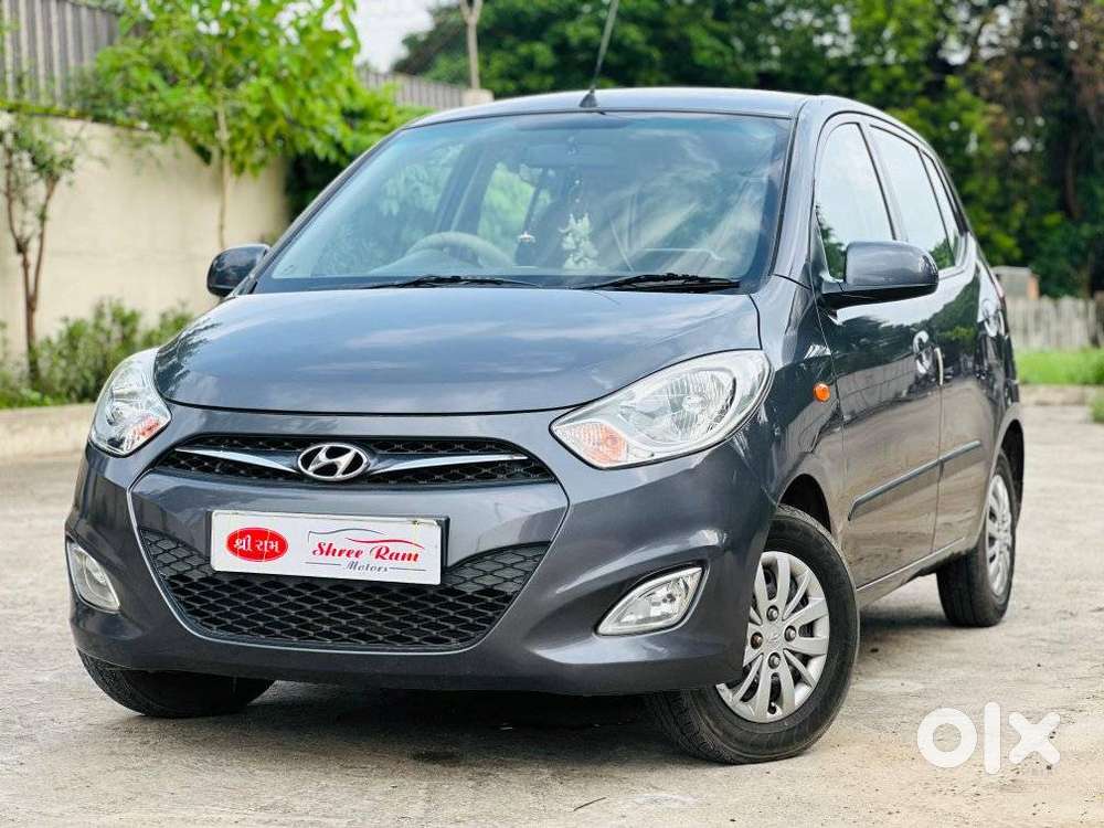 Hyundai I10 Sportz, 2014, Petrol