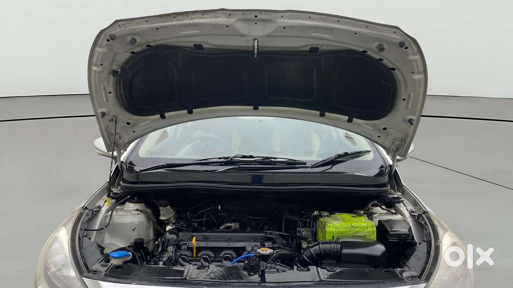 Hyundai Verna Fluidic 1.6 Vtvt Sx, 2013, Petrol
