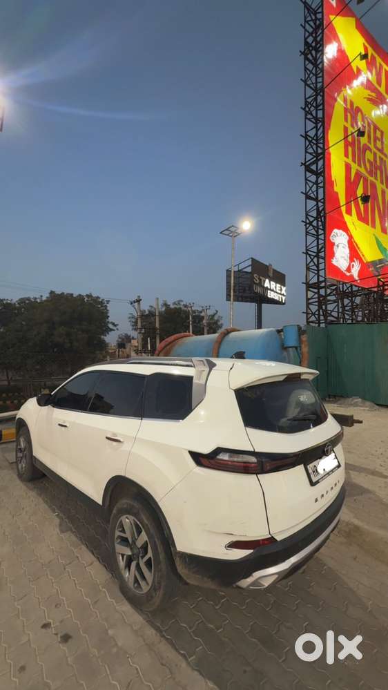Tata Safari 2021