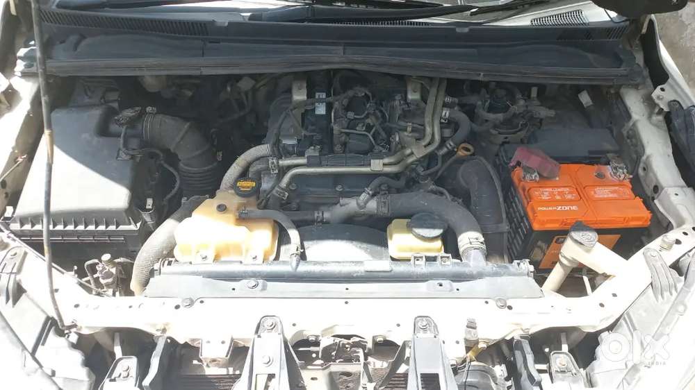 Toyota Innova Hycross 2016