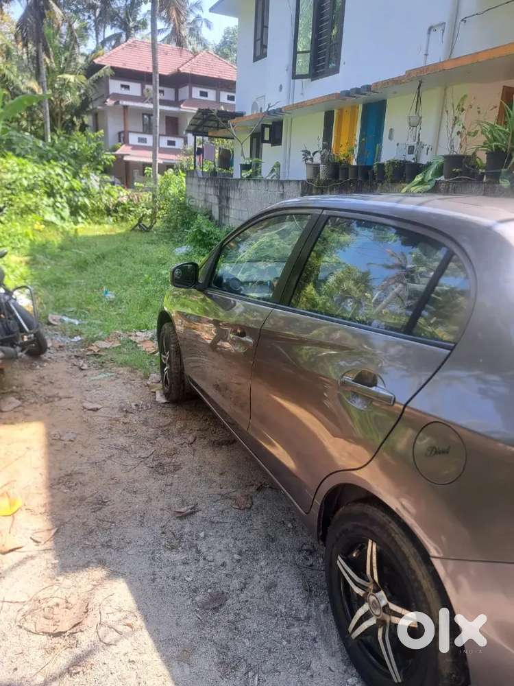 Honda Amaze 2014 Diesel. Cash Urgent