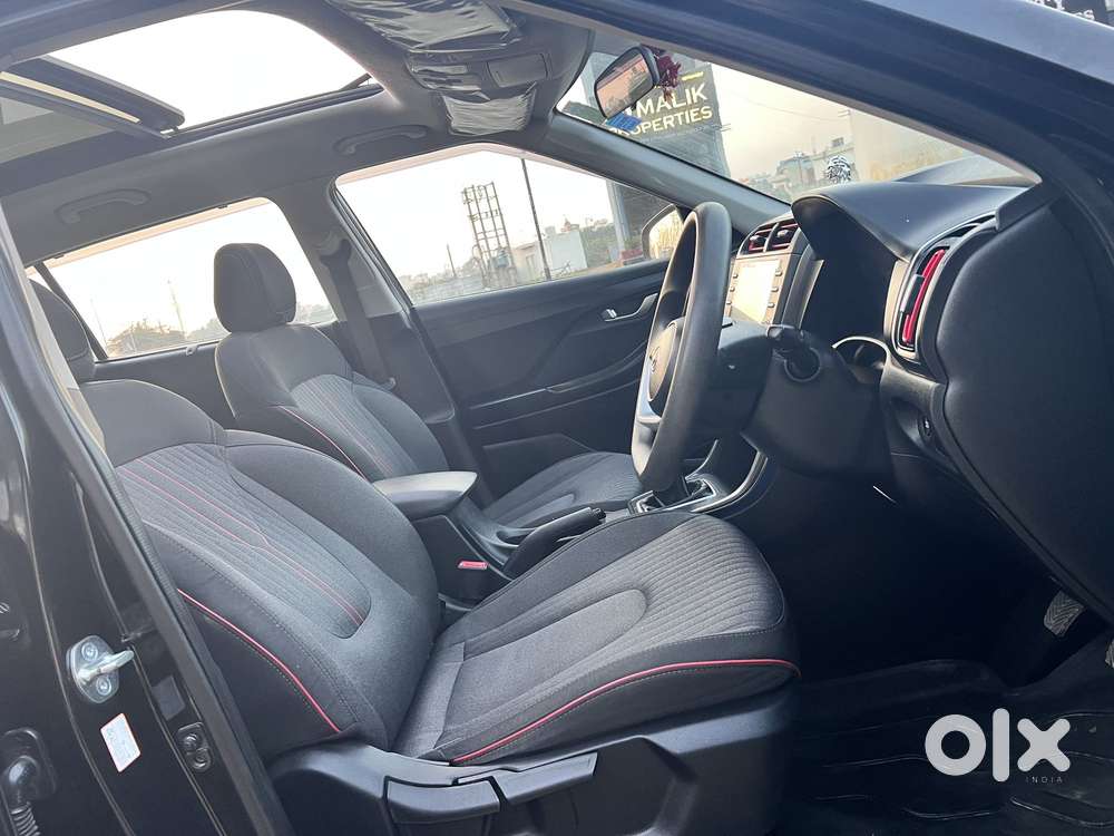 Hyundai Creta 1.5 S Plus Knight Petrol, 2024, Petrol