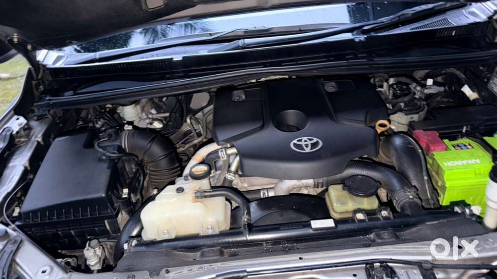 Toyota Innova Crysta 2.8z 2016
