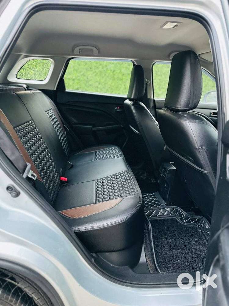 Maruti Suzuki Brezza 1.5 Lxi Smart Hybrid, 2023, Petrol