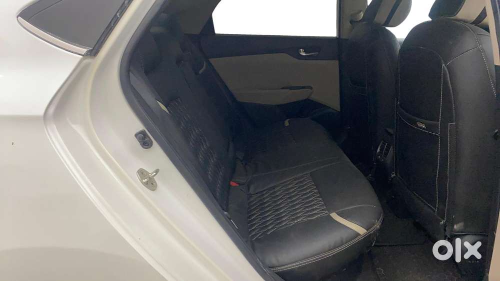 Hyundai Verna 1.6 Vtvt Sx, 2019, Petrol