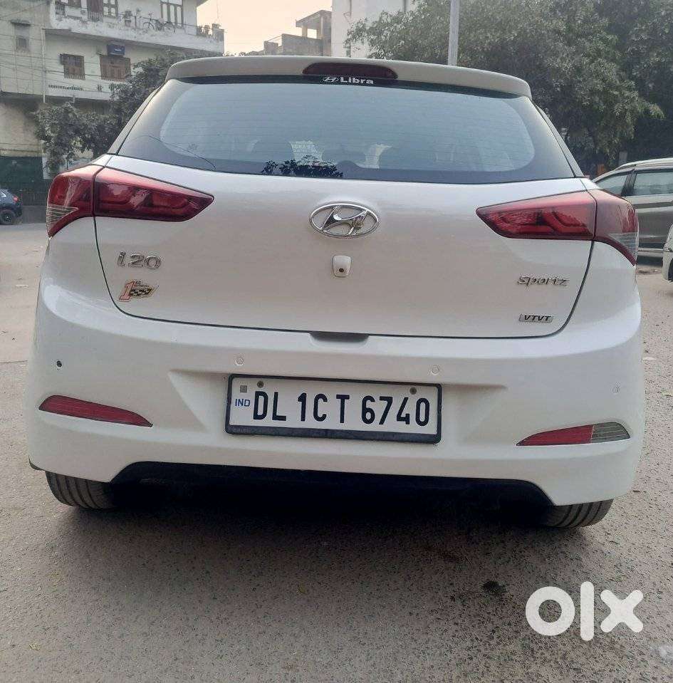 Hyundai Elite I20 Sportz (o) 1.2, 2015, Petrol