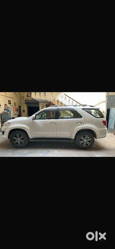 Toyota Fortuner 2010 Diesel Well Maintained