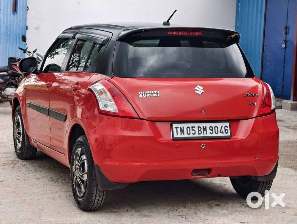 Maruti Suzuki Swift Vxi + Manual, 2017, Petrol
