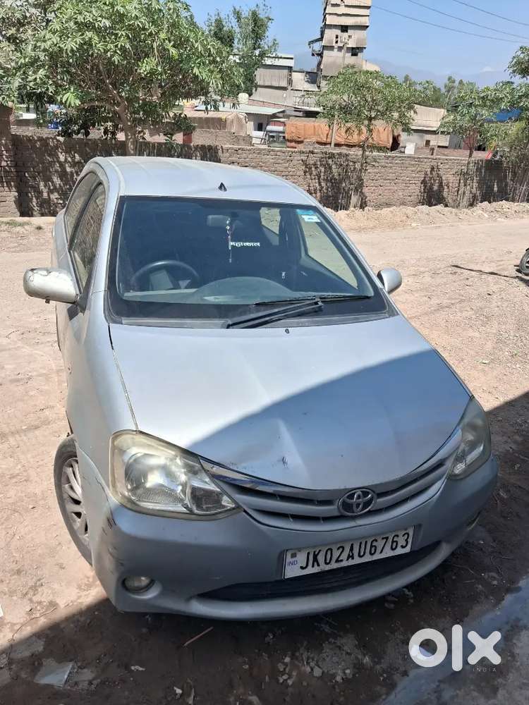 Toyota Etios Liva 2012 Variant Petrol