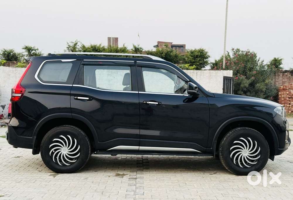 Mahindra Scorpio N Z8 Petrol Mt 7 Str, 2024, Petrol