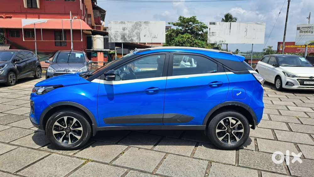 Tata Nexon Amt Xza Plus, 2020, Petrol