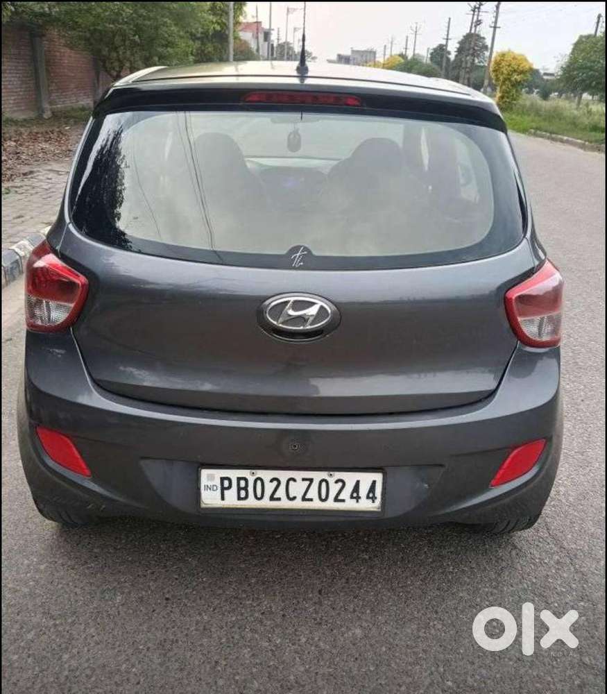 Hyundai Grand I10 Magna At, 2016, Petrol