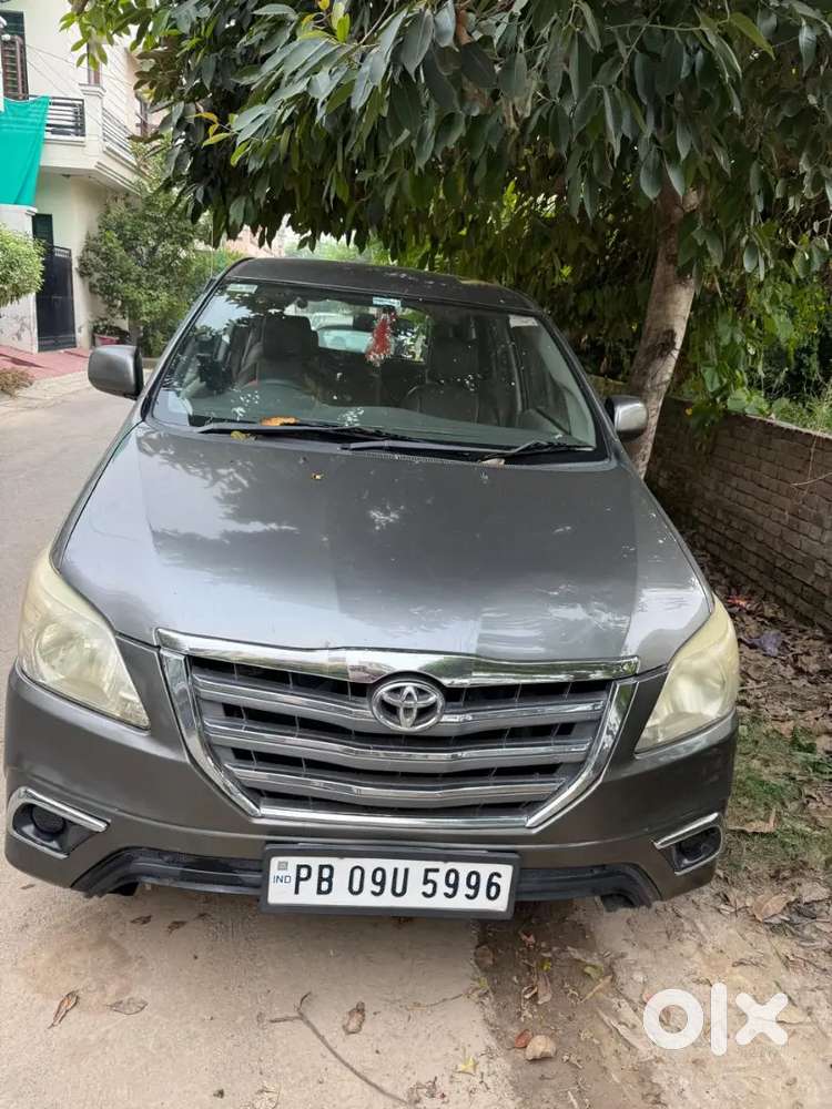 Toyota Innova Diesel Manual 2014 Variant