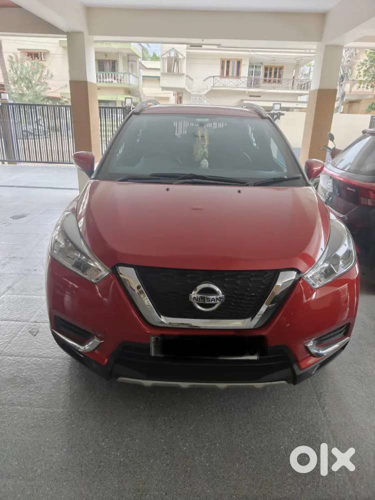 Nissan Kicks Petrol 2022