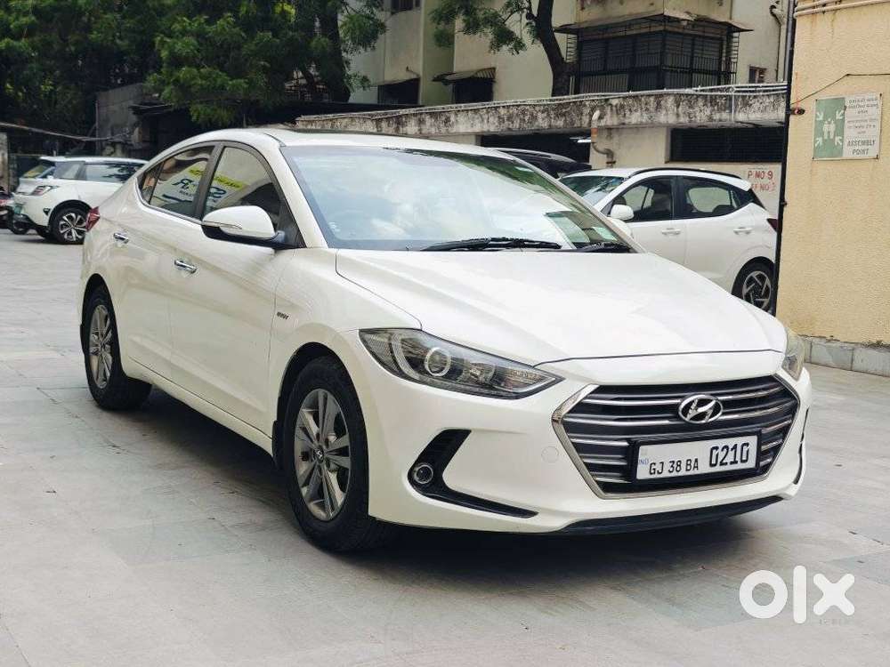Hyundai Elantra 1.6 Sx Option At, 2018, Petrol