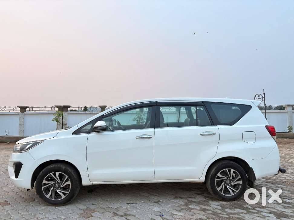 Toyota Innova Crysta 2.4 V, 2021, Diesel