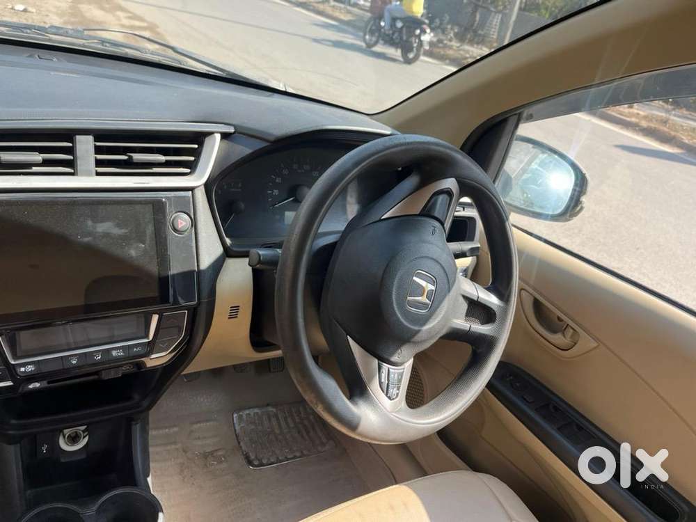 Leady Owner Honda Amaze 2016 Petrol 70000 Km Driven