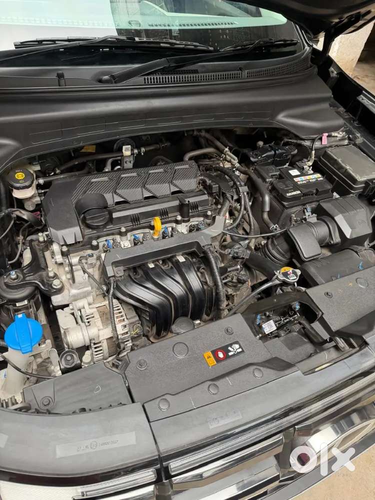 Hyundai Creta 2025 Petrol/panaromic Sunroof.