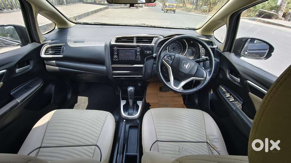 Honda Jazz V Automatic, 2017, Petrol