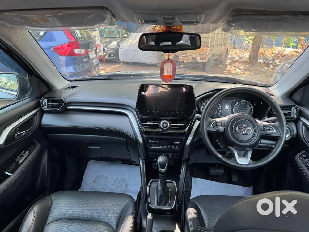 Toyota Urban Cruiser 2023 Drive