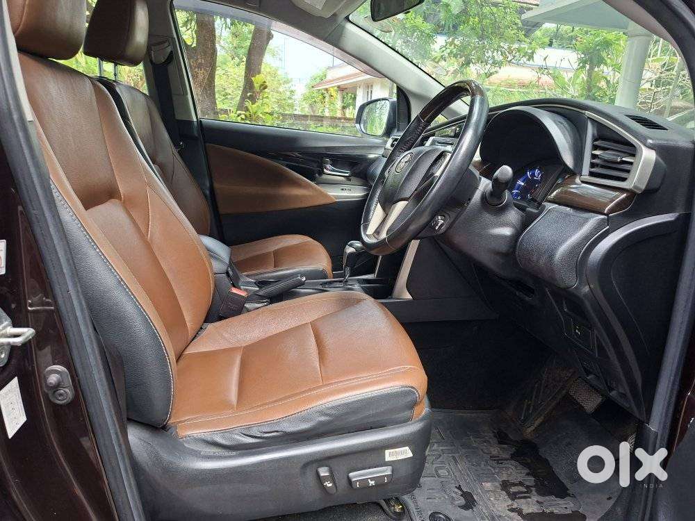 Toyota Innova Crysta 2.8 Zx At, 2016, Diesel