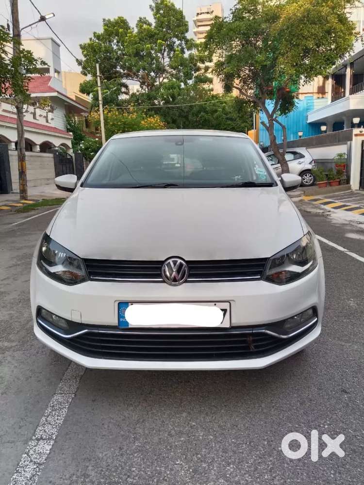 Volkswagen Polo Petrol Highline 1.2l, 2017, Petrol