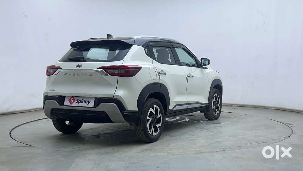 Nissan Magnite Xv Turbo, 2022, Petrol