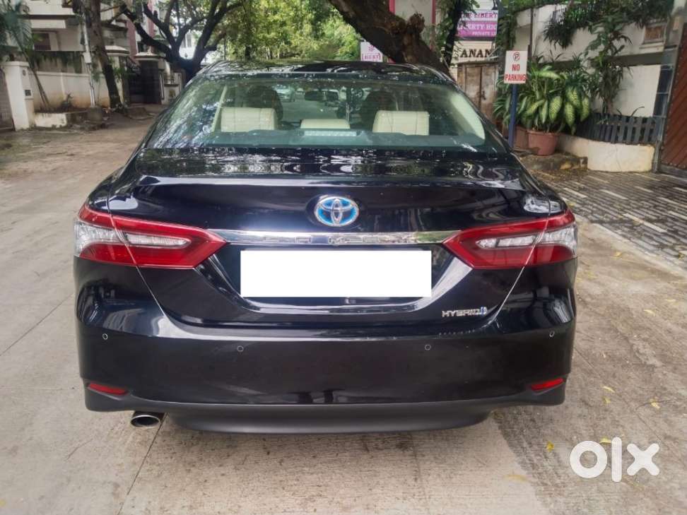 Toyota Camry Hybrid, 2022, Petrol