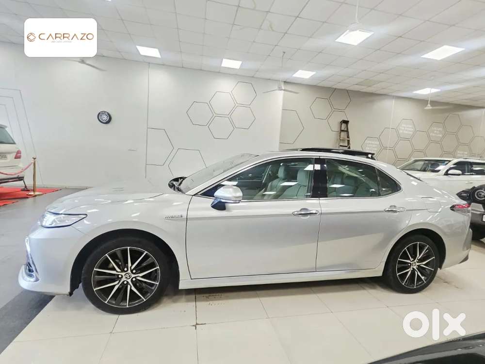 Toyota Camry Hybrid, 2022, Petrol