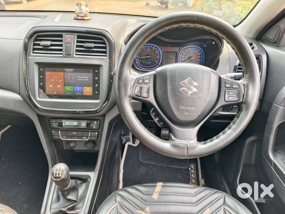 Maruti Suzuki Vitara Brezza Zxi + Mt Dual Tone, 2020, Petrol