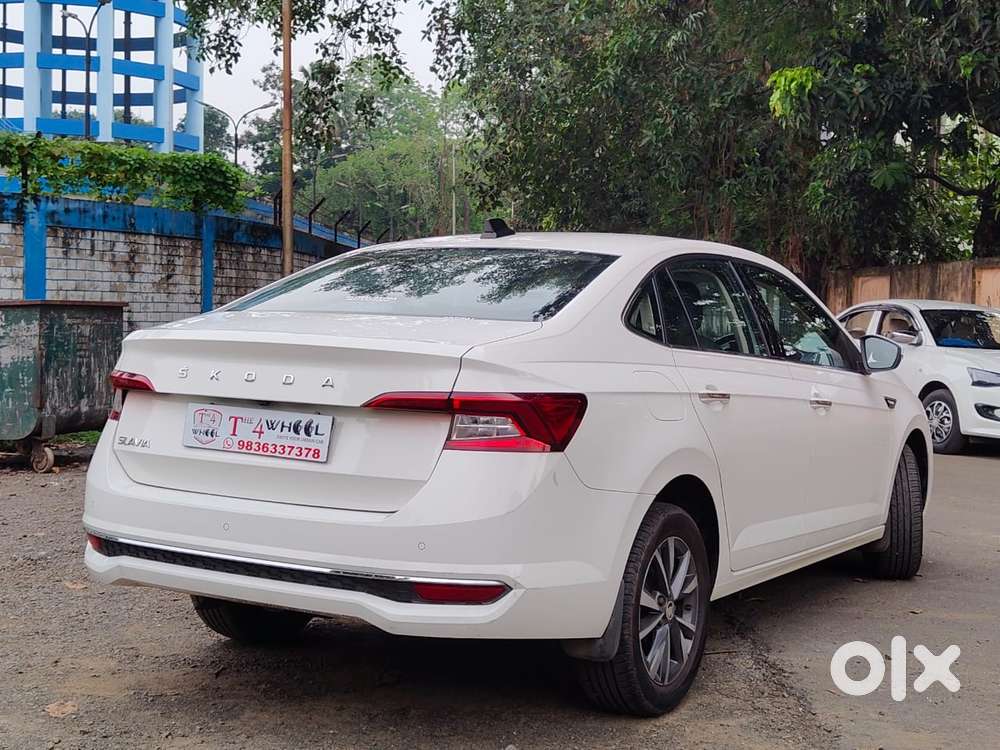 Skoda Slavia 1.0 Tsi Style, 2023, Petrol
