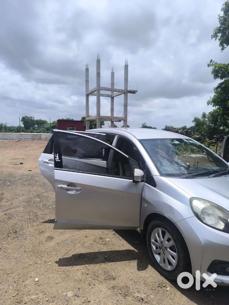 Honda Mobilio Diesel 2015