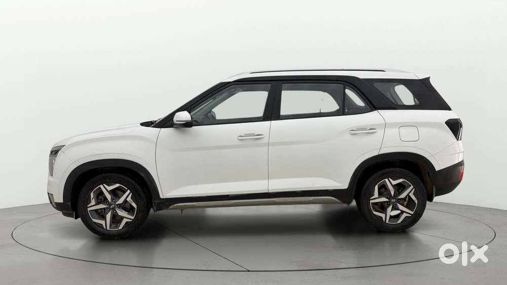 Hyundai Alcazar Prestige 7-seater, 2022, Petrol