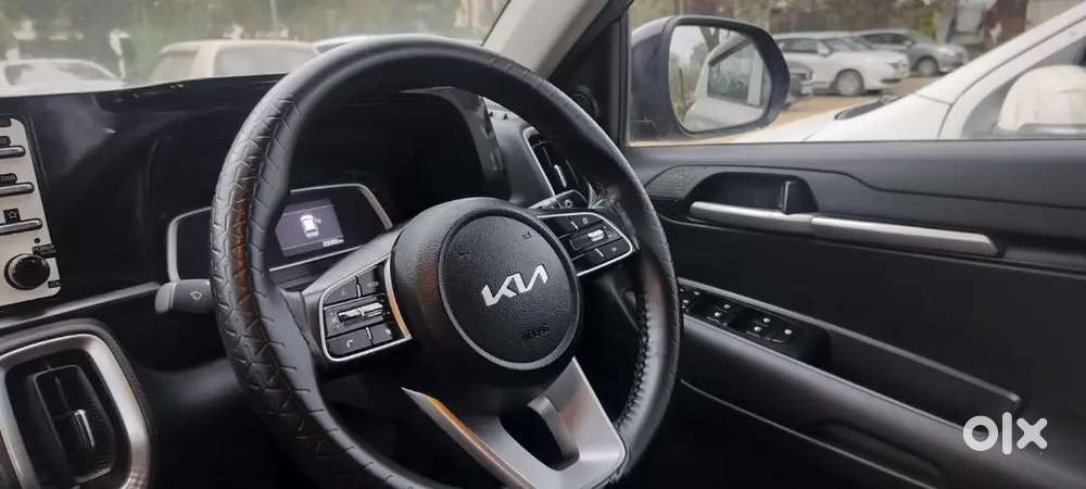 Kia Sonet 2023 Petrol 25000 Km Driven