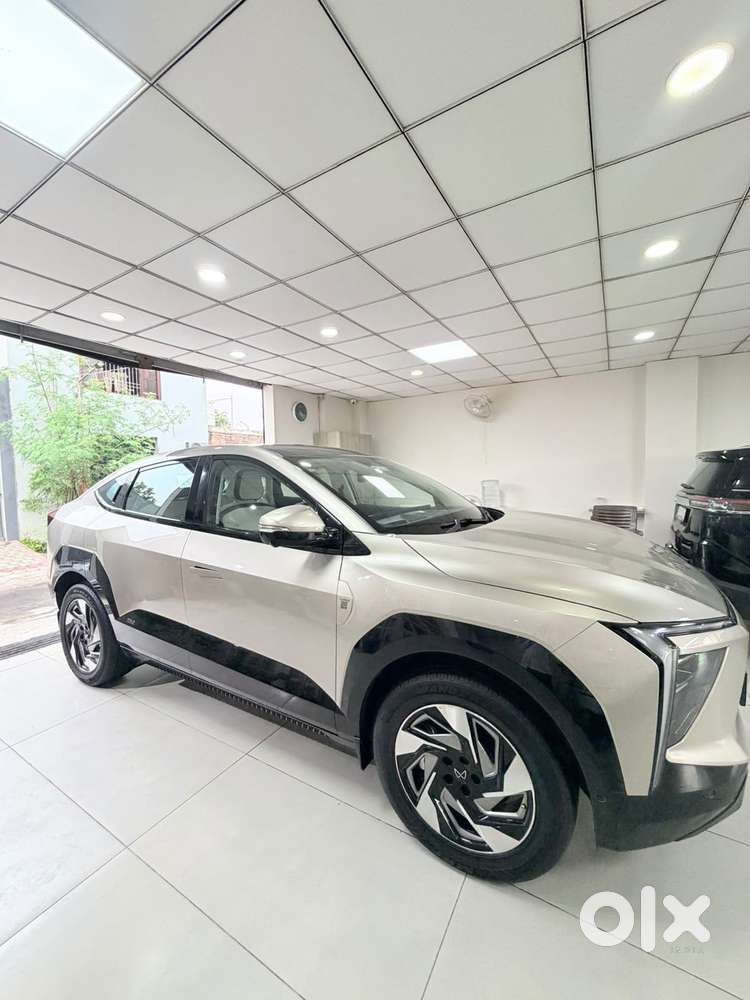 Mahindra Xev 9e Pack Three (top Model), 2025, Electric
