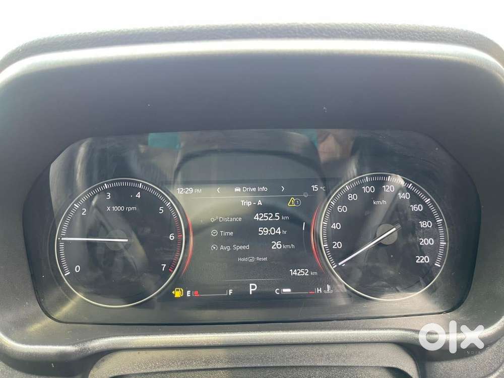 Mahindra Scorpio-n 2.0 Z8 L Petrol At 6 Str, 2025, Petrol