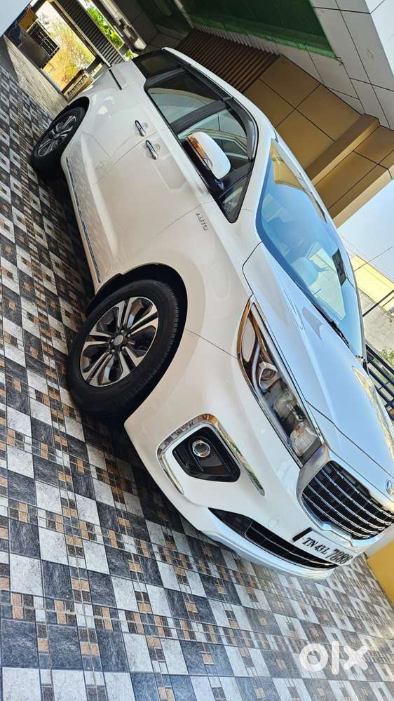 Kia Carnival Premium, 2021, Diesel