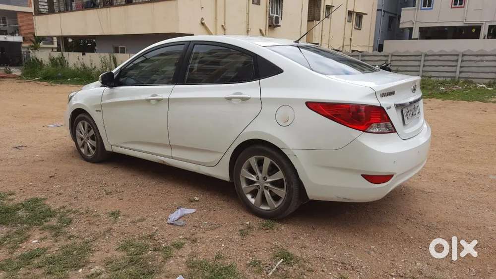 Hyundai Verna Sx Petrol 2012 Manual